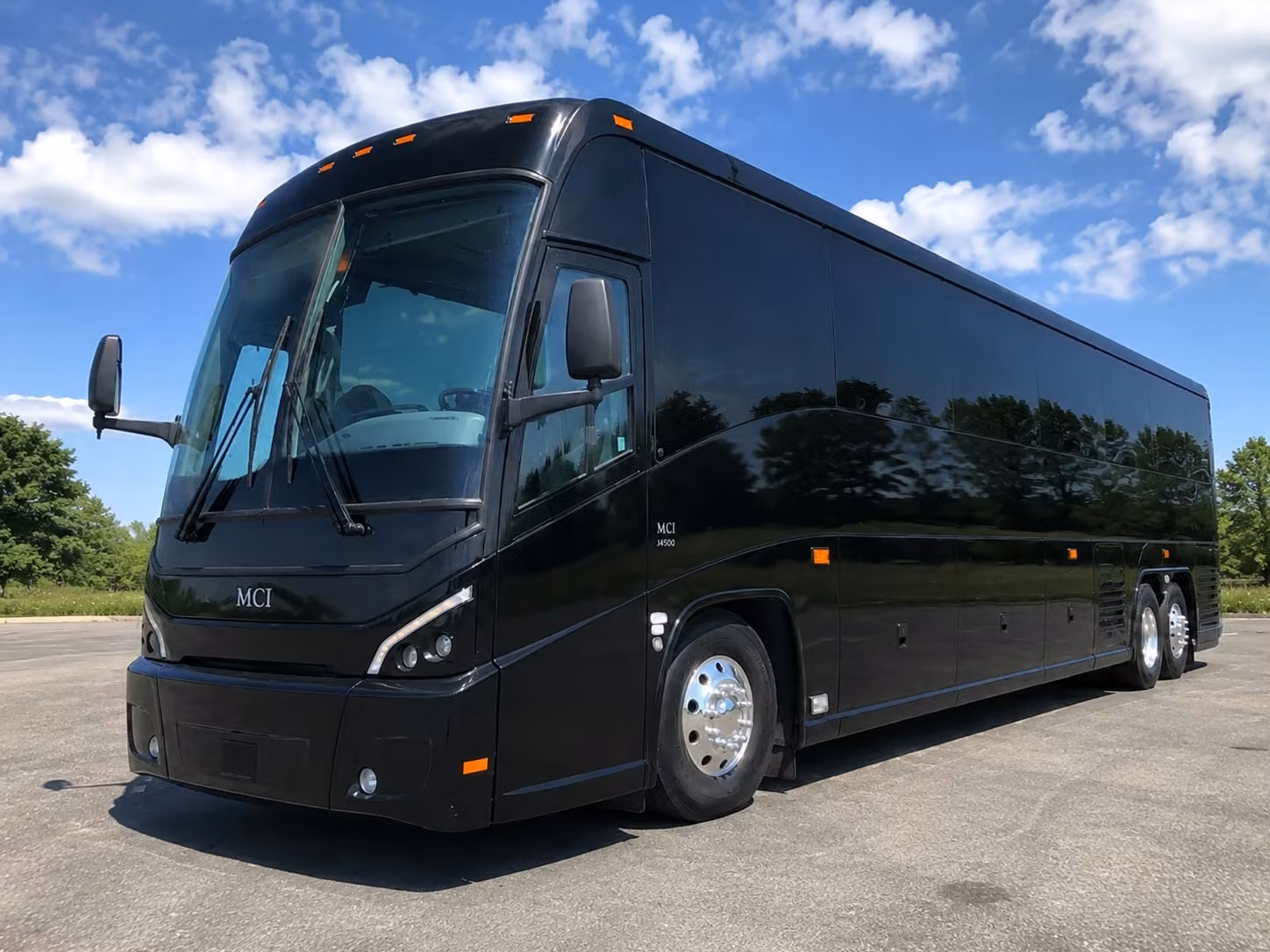 charter buses for large new brunswick prom groups and school organized transportation